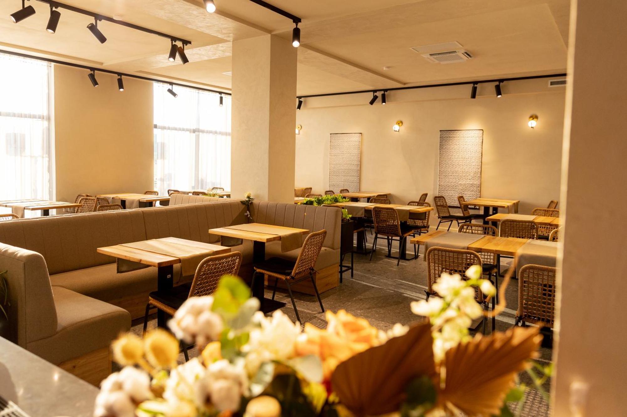 Complex Acom Hotel Băile Felix Екстериор снимка